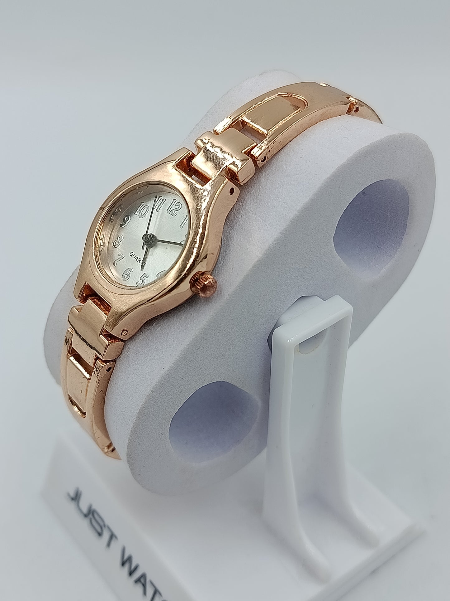 Elegant Quartz Damenuhr Roségold Vintage Look