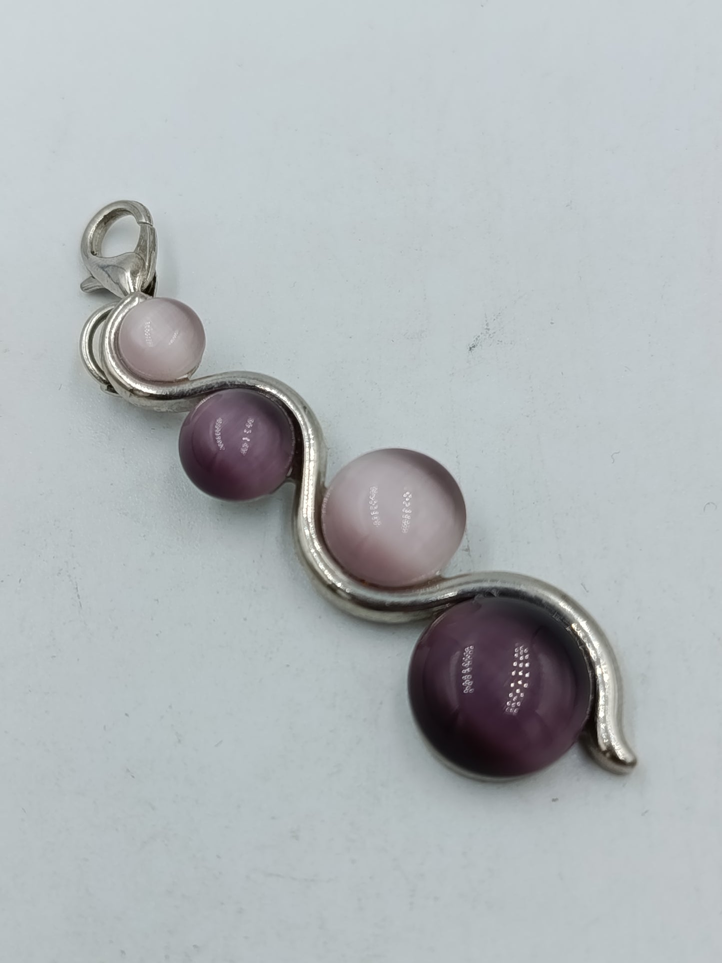 Modern Vintage Charm Anhänger Violett Silber