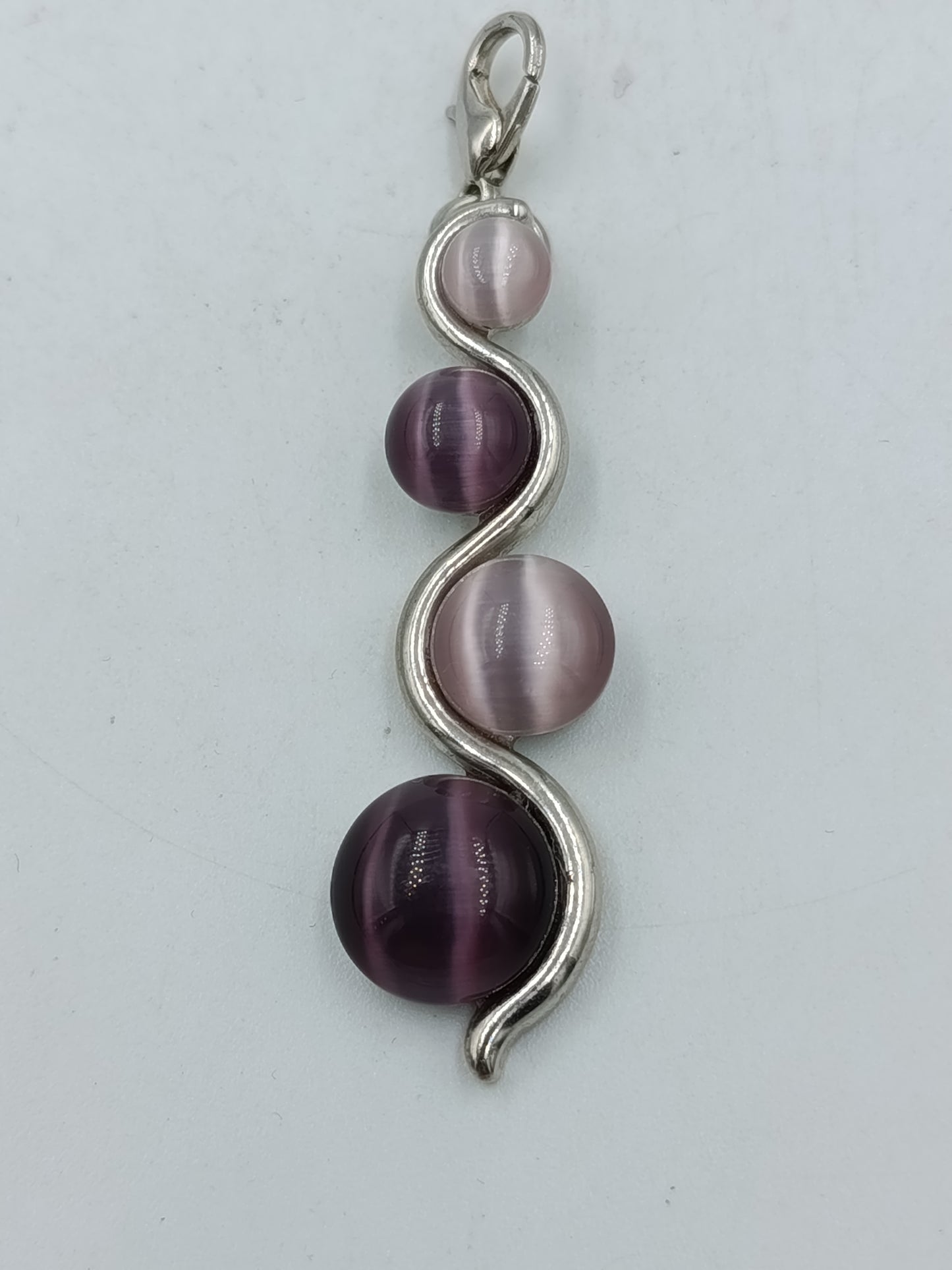 Modern Vintage Charm Anhänger Violett Silber