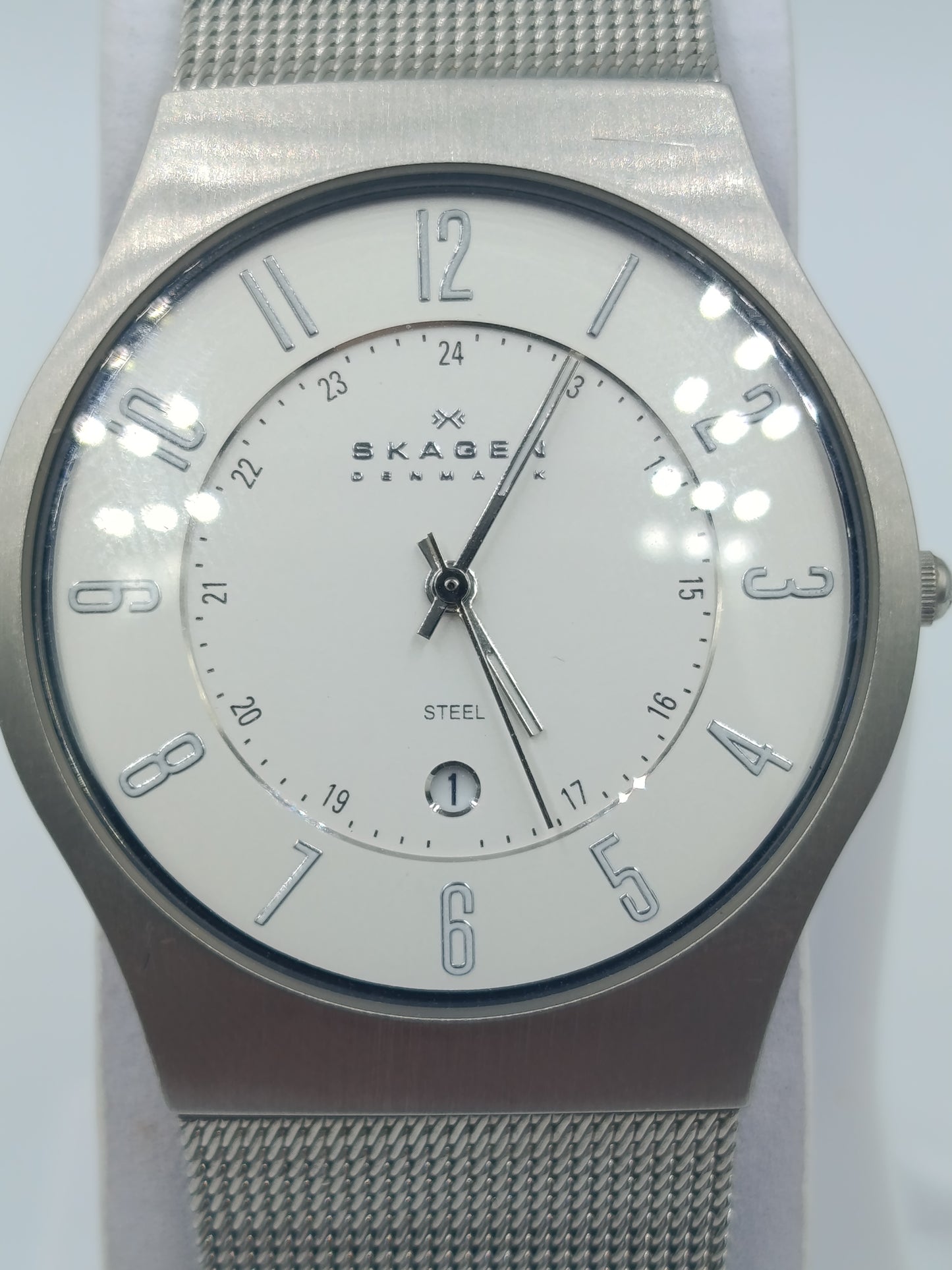 Klassische Excellence Quartz Herrenuhr Lederband