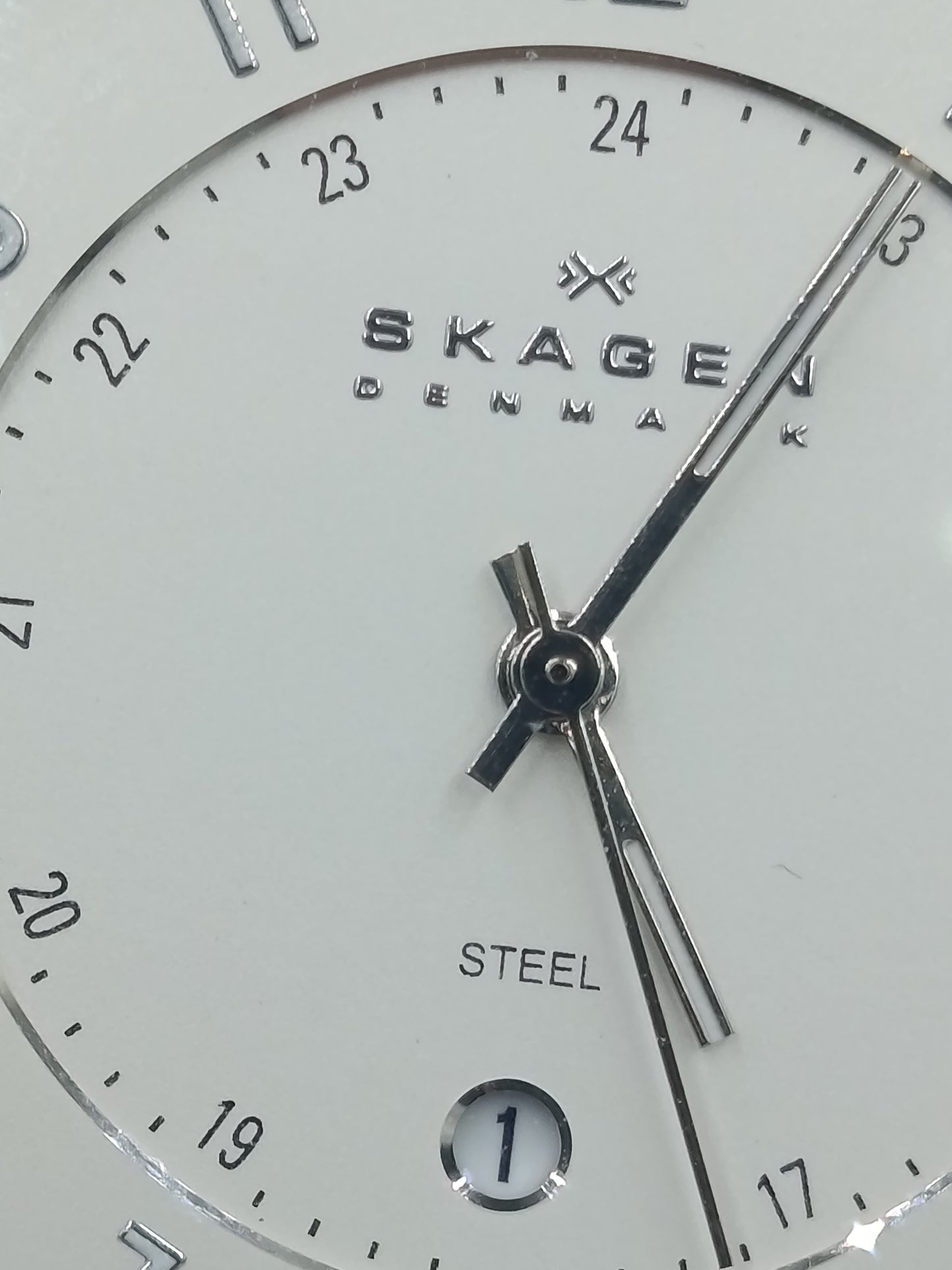 Klassische Excellence Quartz Herrenuhr Lederband