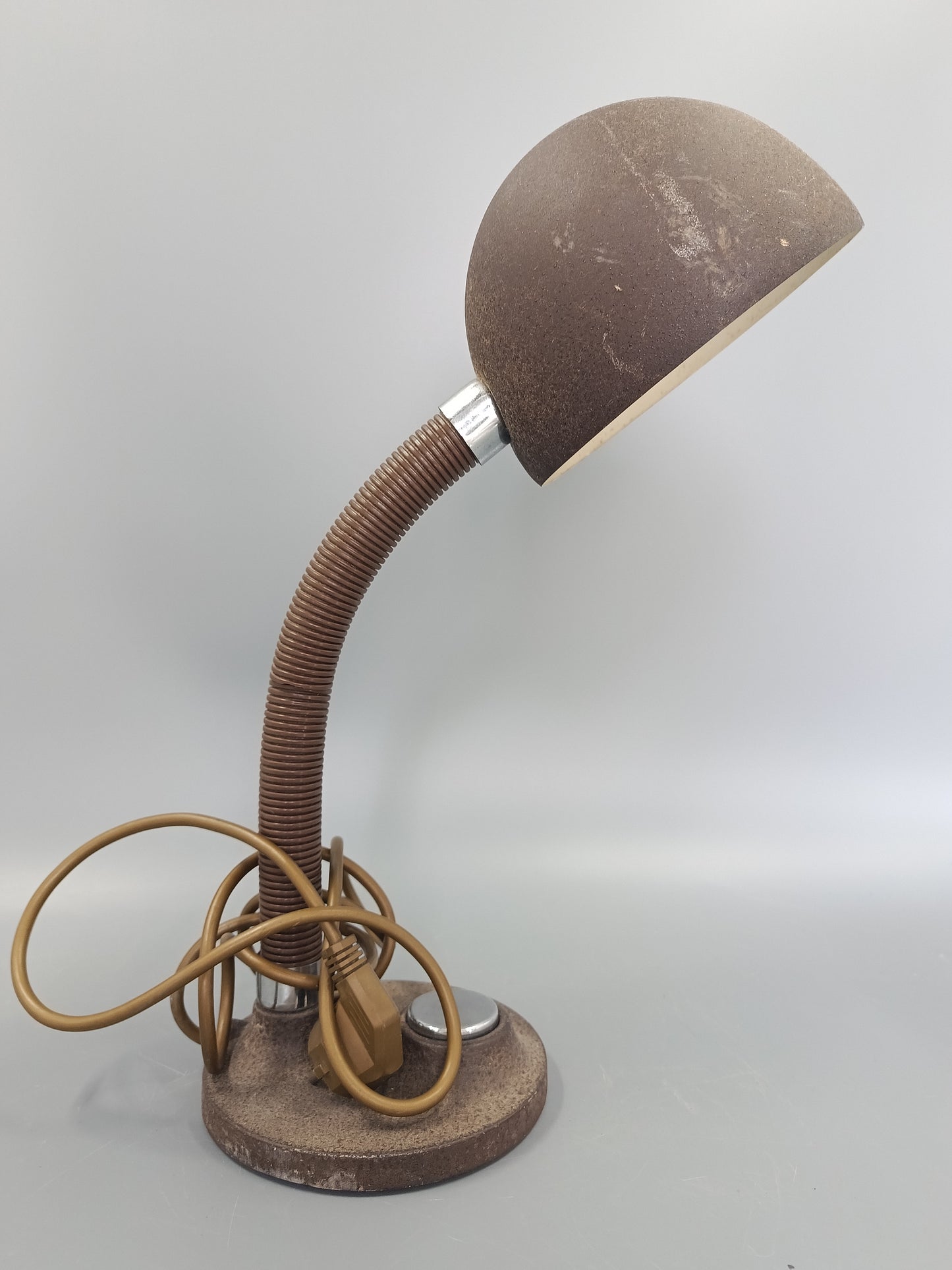 Vintage Tisch Leuchte – Braunes Retro Design mit Schwanenhals