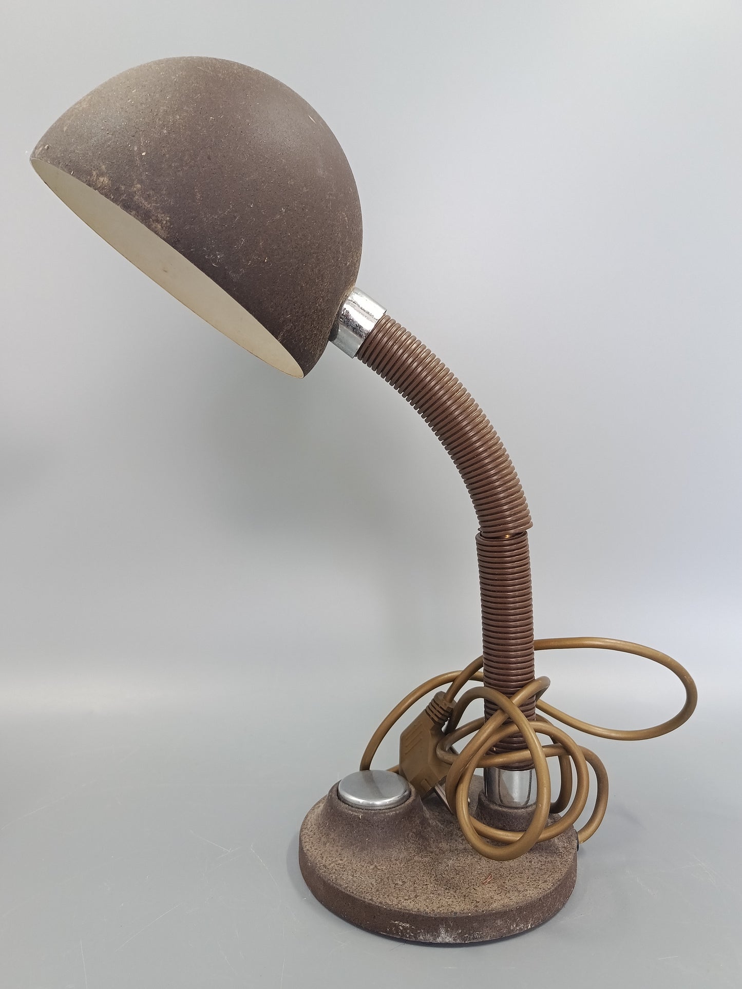 Vintage Tisch Leuchte – Braunes Retro Design mit Schwanenhals