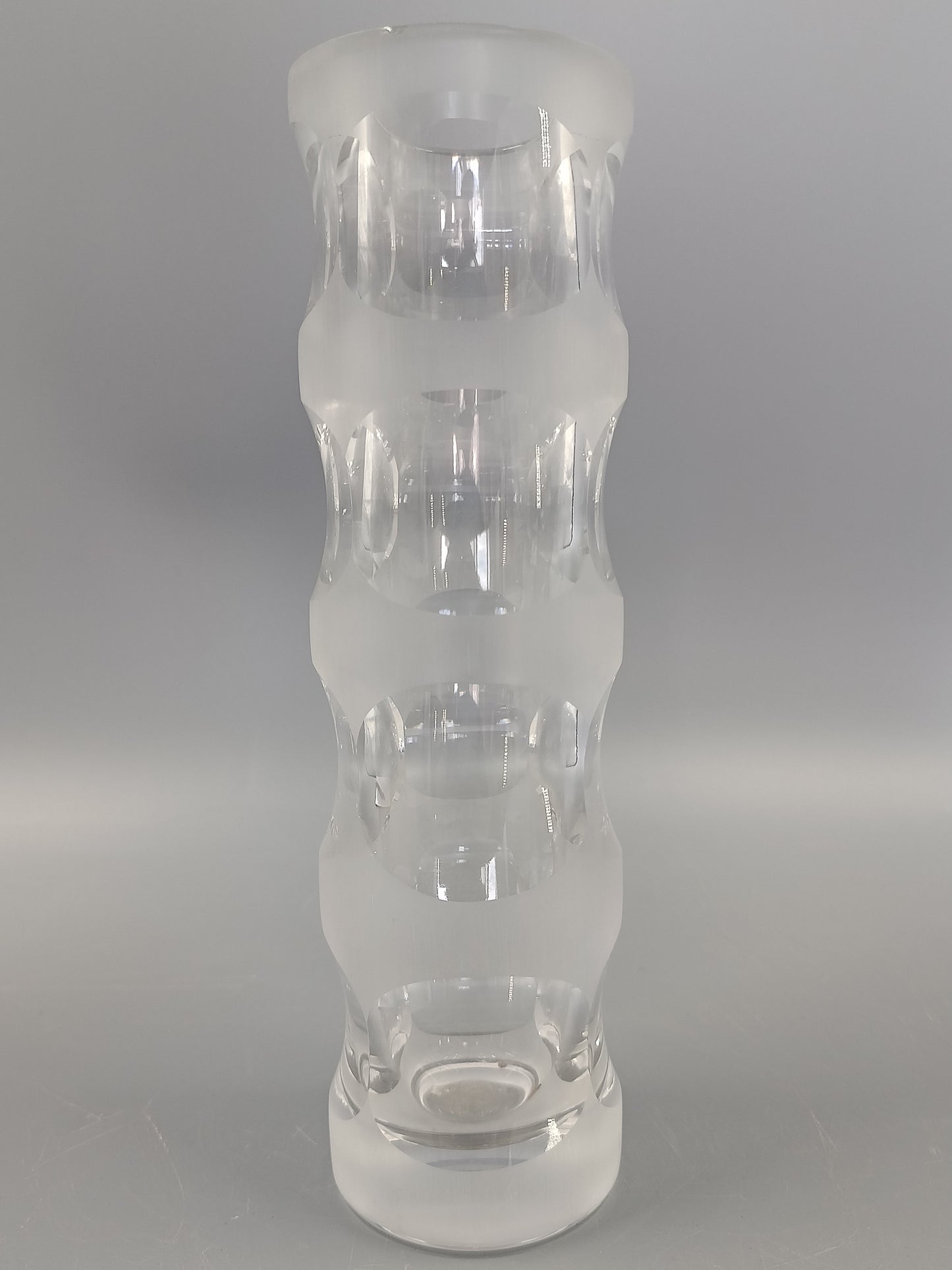 Moderne Kristallglas Vase – Geometrisches Linsendesign