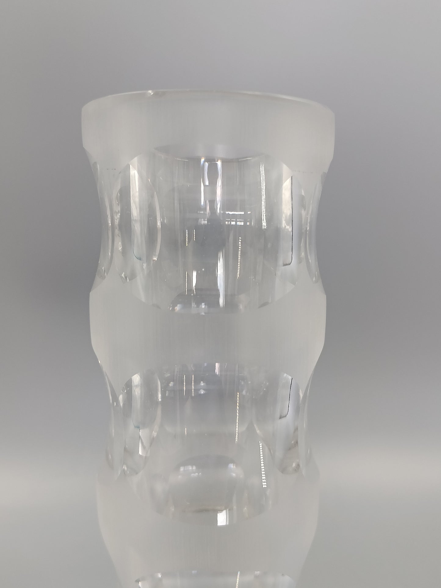 Moderne Kristallglas Vase – Geometrisches Linsendesign