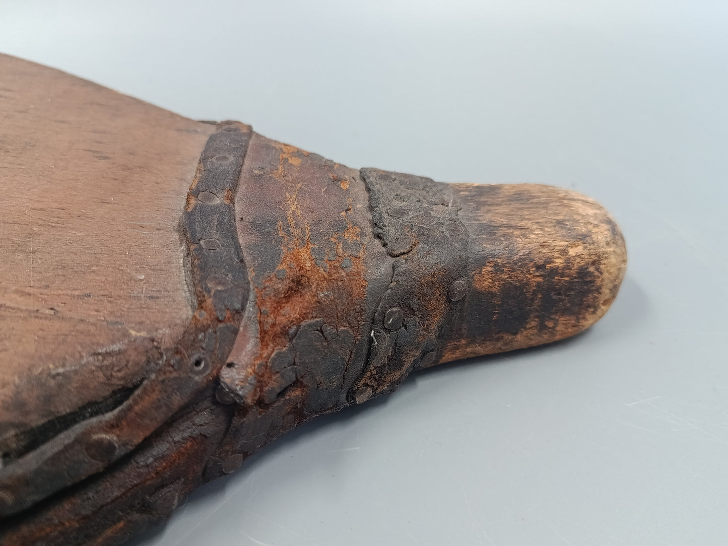 Antiker hölzerner Blasebalg – Rustikales Kaminzubehör