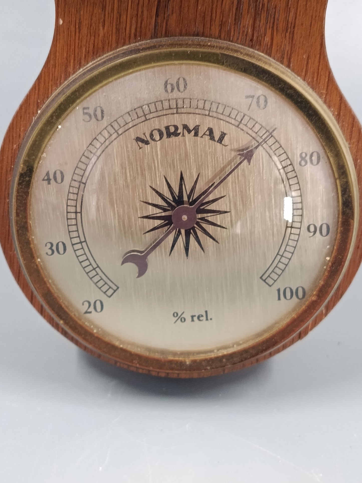 Rustikale Wand Uhr aus Holz – Vintage Barometer