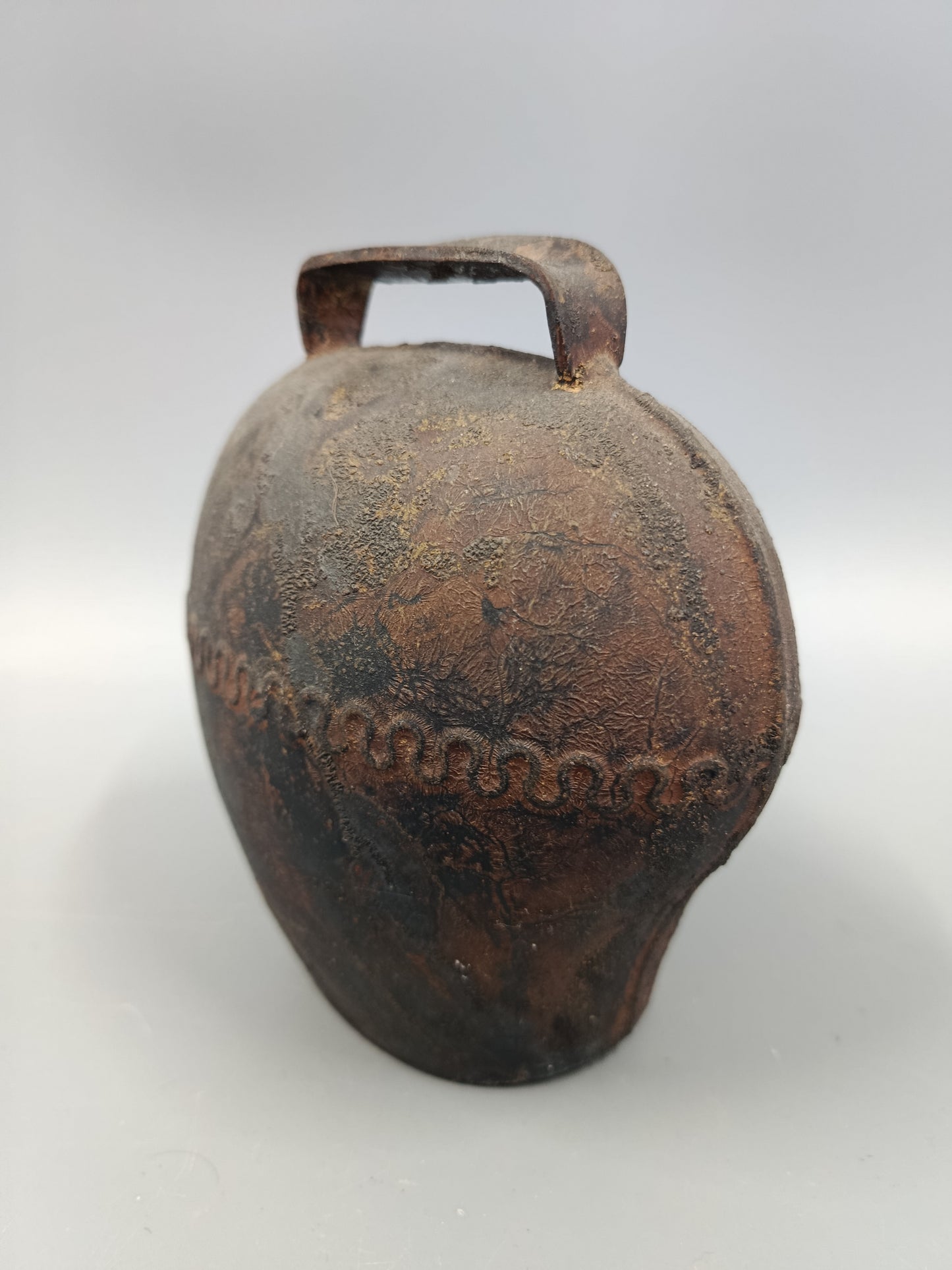 Rustikale Vintage Kuhglocke – Antike Weideglocke aus Eisen