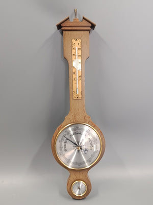 Klassisches Vintage Barometer – Rustikale Wetterstation aus Holz