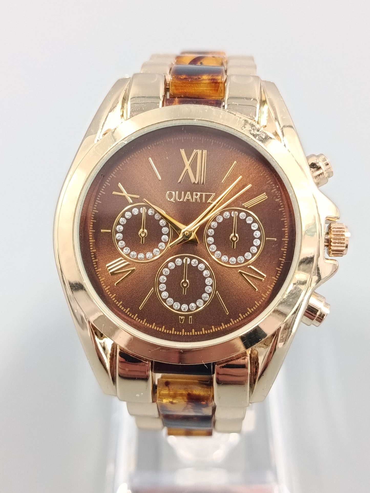 Elegante Damen Uhr Goldoptik Modisches Chronographen