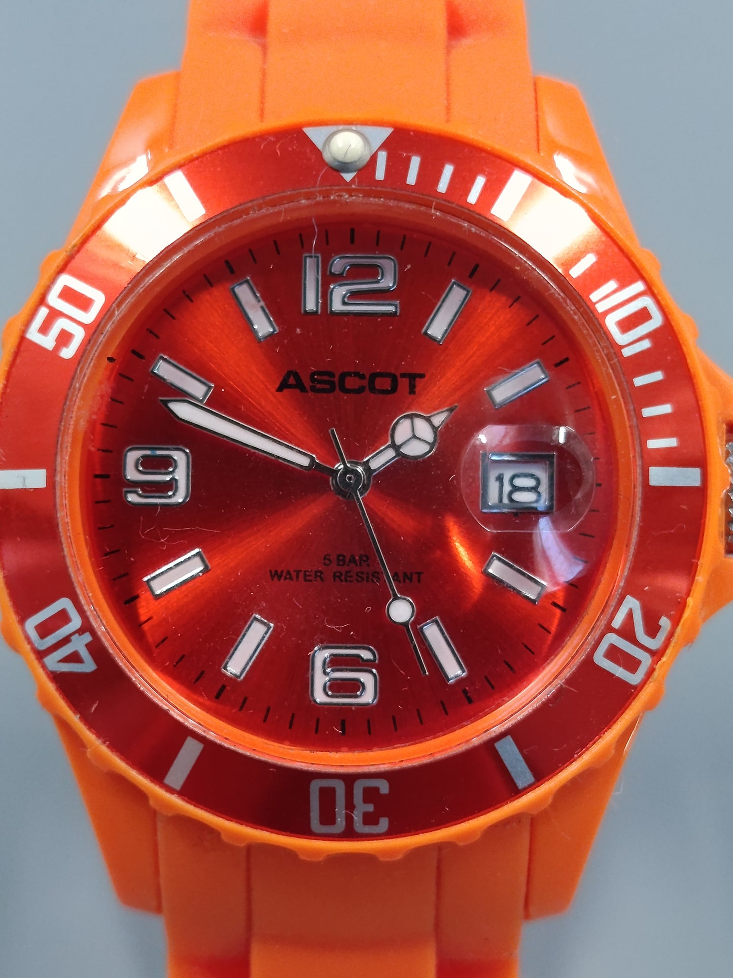 Ascot Herren Uhr Sportliches Design in hellem Orange