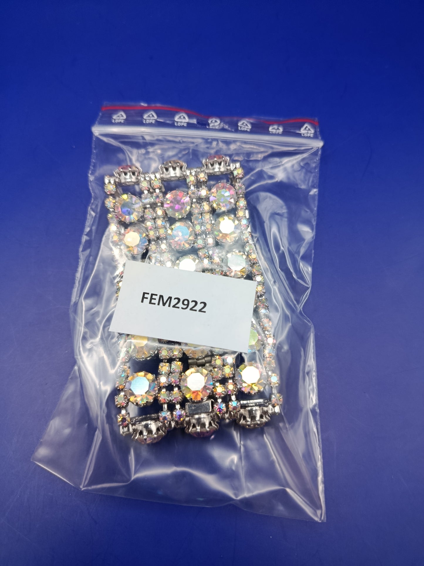 Funkelndes Strass Armband in Silber Optik
