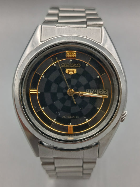 Klassische Seiko 5 Automatik Herren Uhr Stilvoll