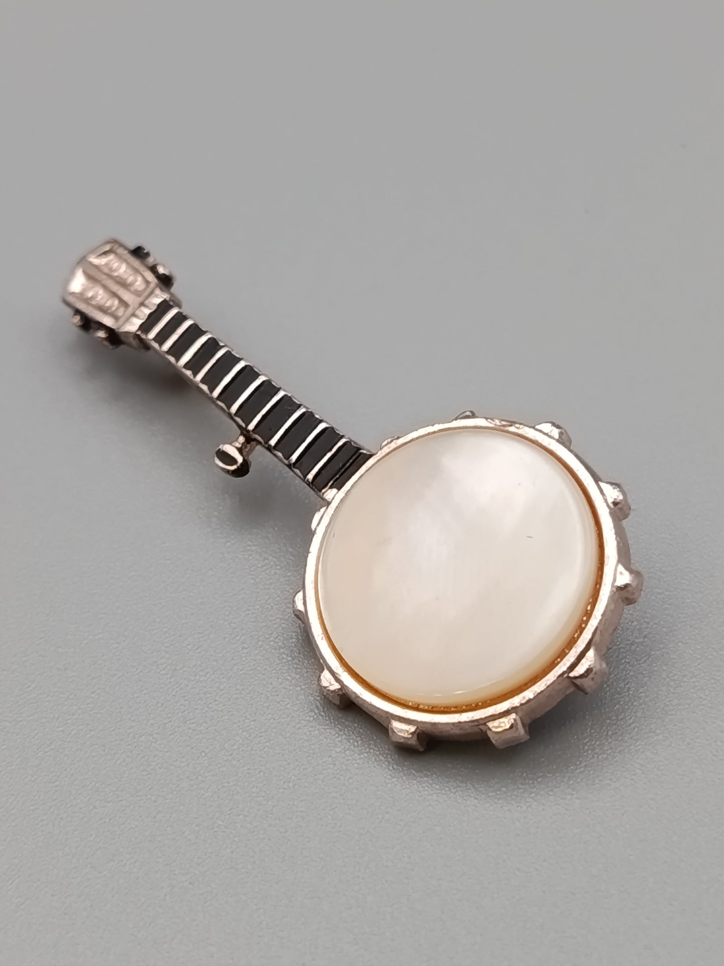 Vintage Brosche  Banjo Musikinstrument Design