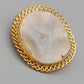 Klassische Vintage Brosche Goldfarbene Fassung