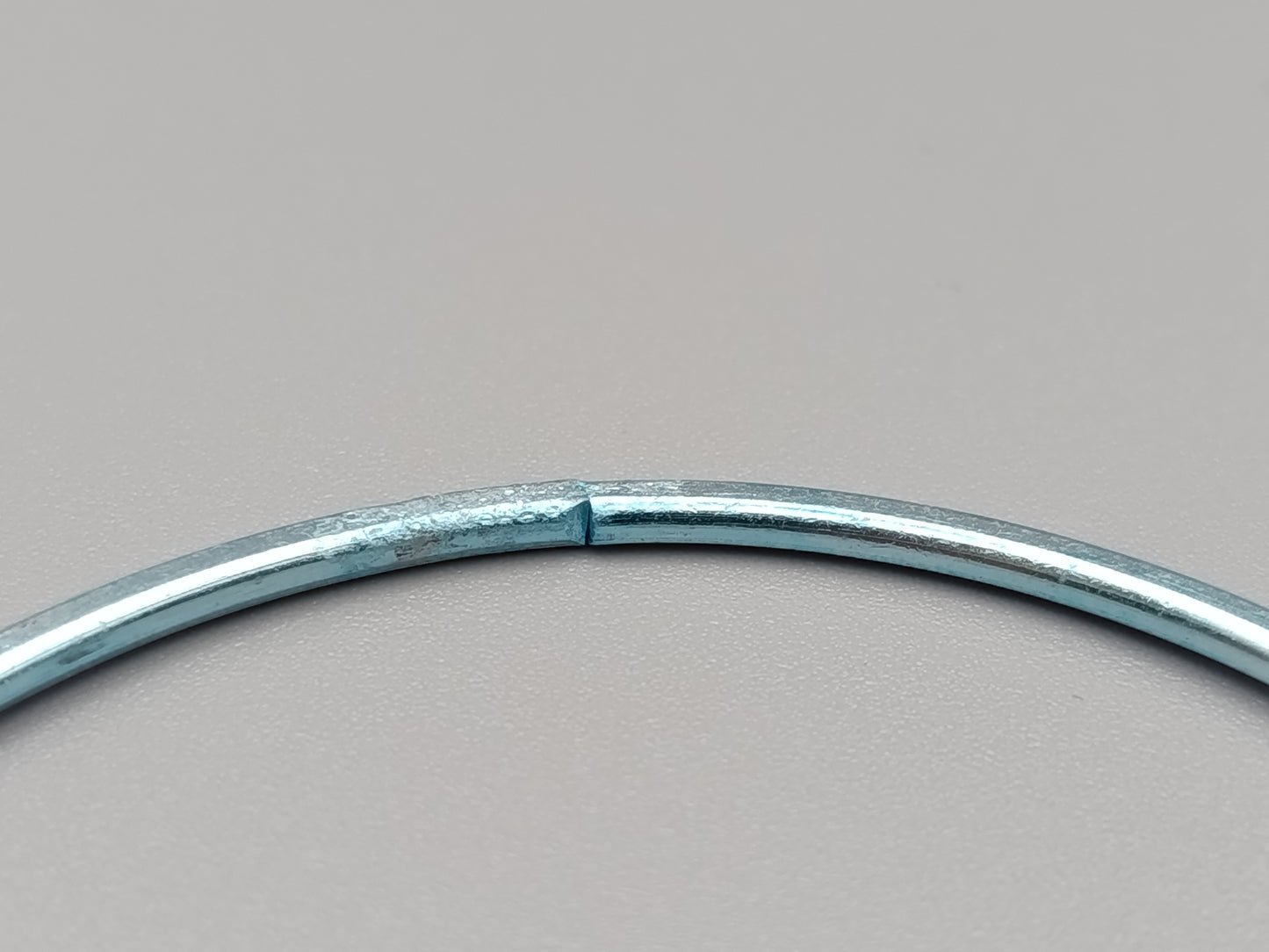 Klassischer Vintage Armreif Filigranes Design in Hellblau
