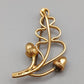 Elegante Brosche in Goldoptik Stilvolles Eichenblatt