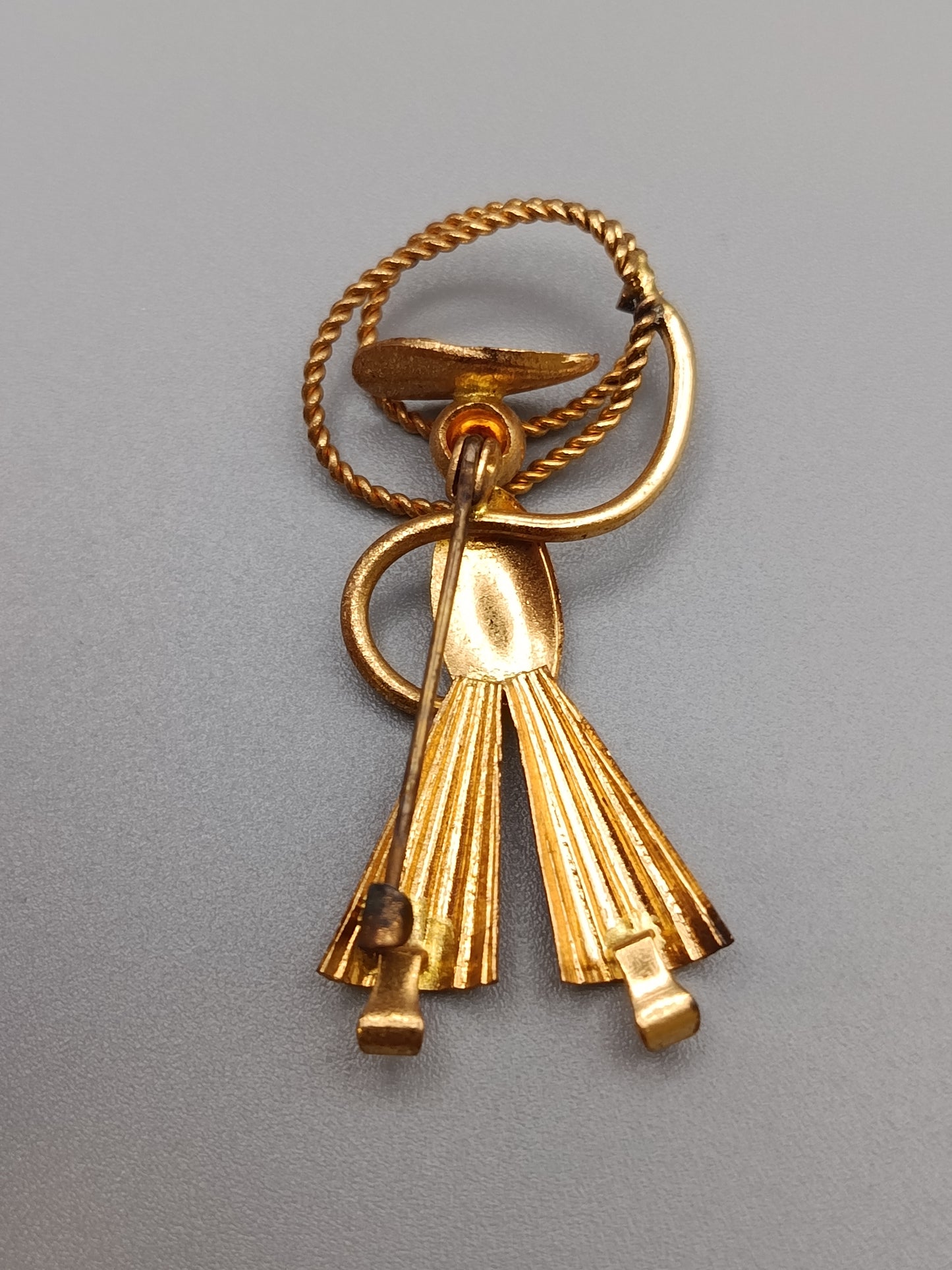 Gaucho Brosche in Goldoptik Vintage Accessoire