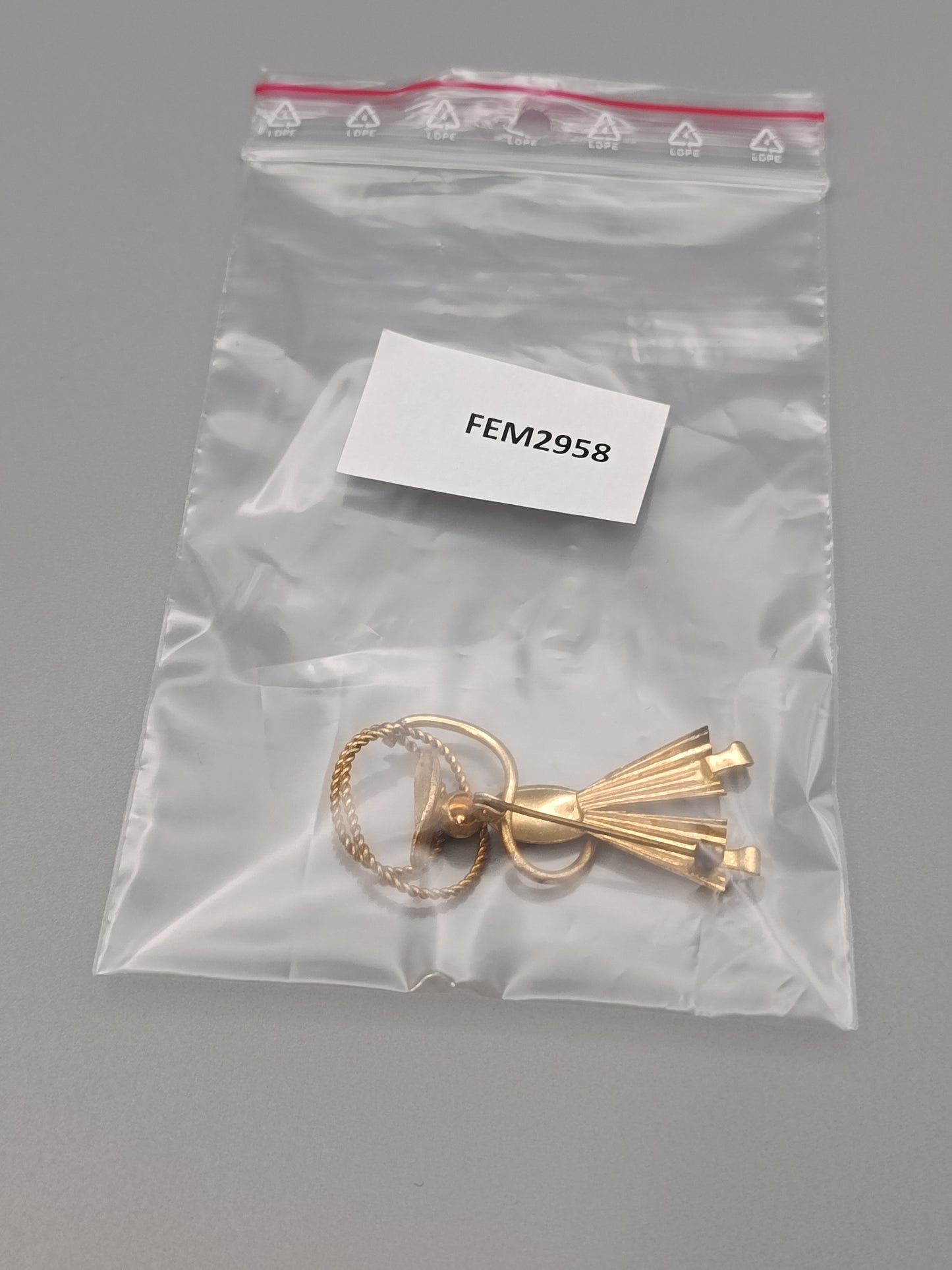 Gaucho Brosche in Goldoptik Vintage Accessoire