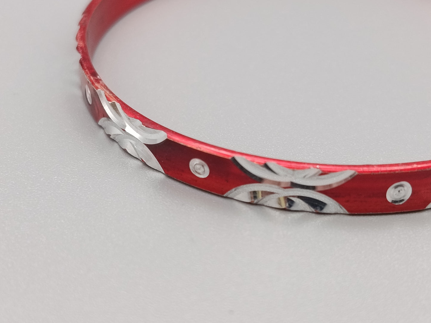 Stilvoller Roter Armreif  Damen Armband
