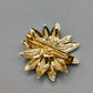 Elegante Vintage Blumen Brosche Goldfarbe