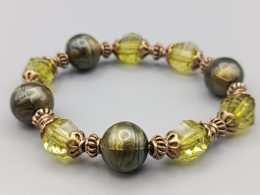Elegantes Damen Armband Olivgrüne Perlen