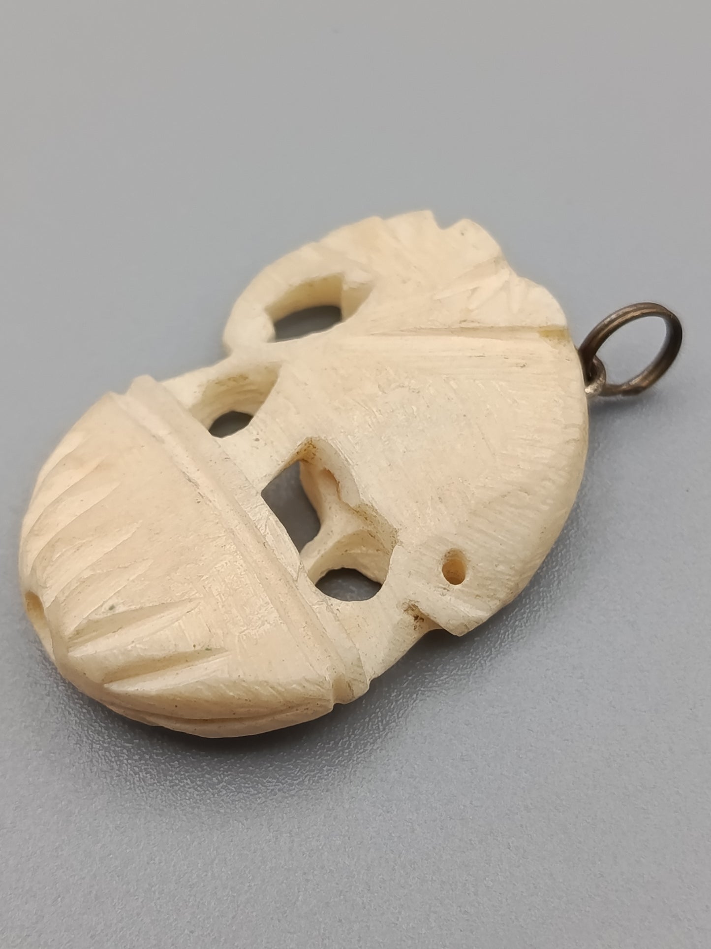 Geschnitzter Elefanten Anhänger Vintage Schmuck