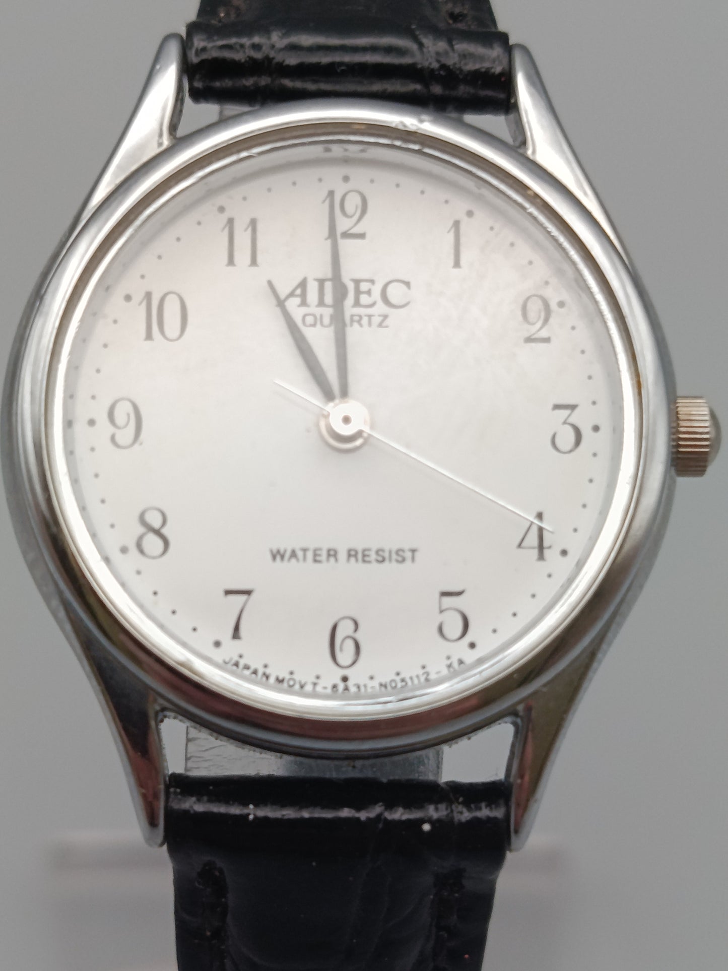 Klassische ADEC Damen Uhr Zeitloses Design