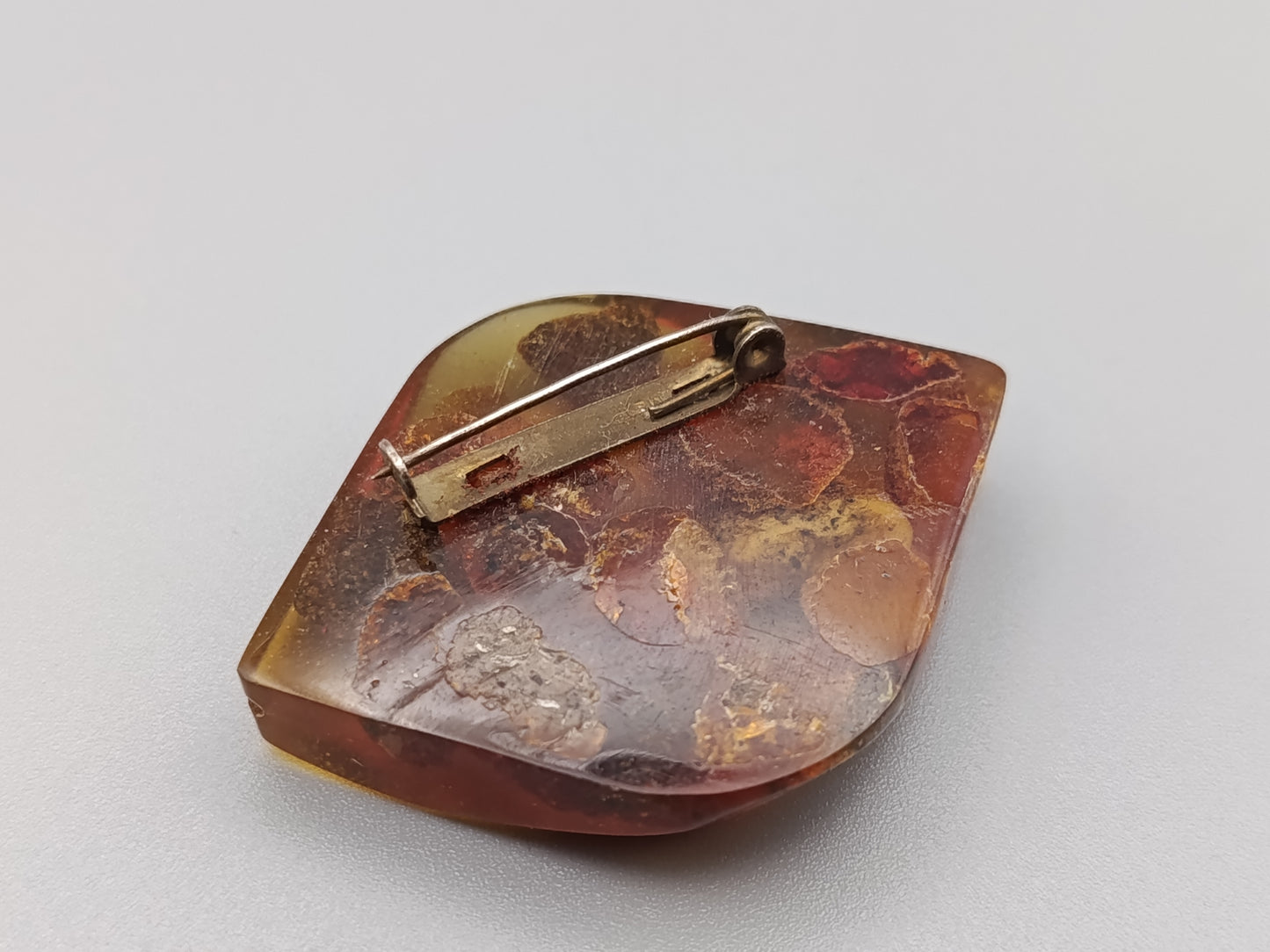 Elegante Bernstein Brosche Accessoire im Vintage Stil
