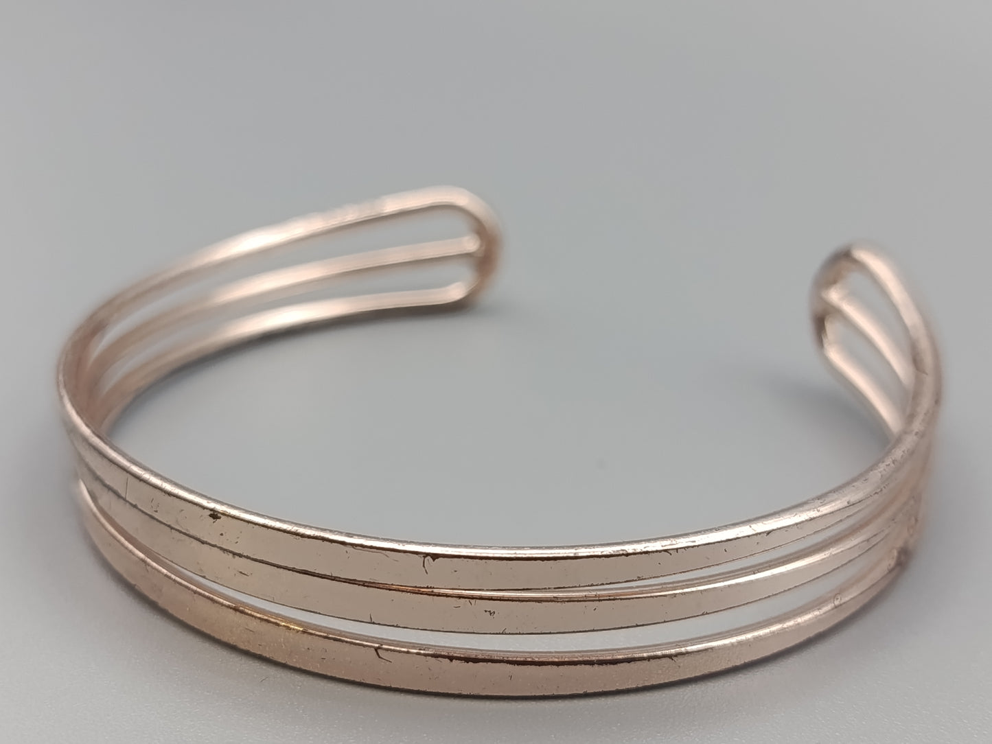 Eleganter Bicolor Damen Armreif Filigranes  Design