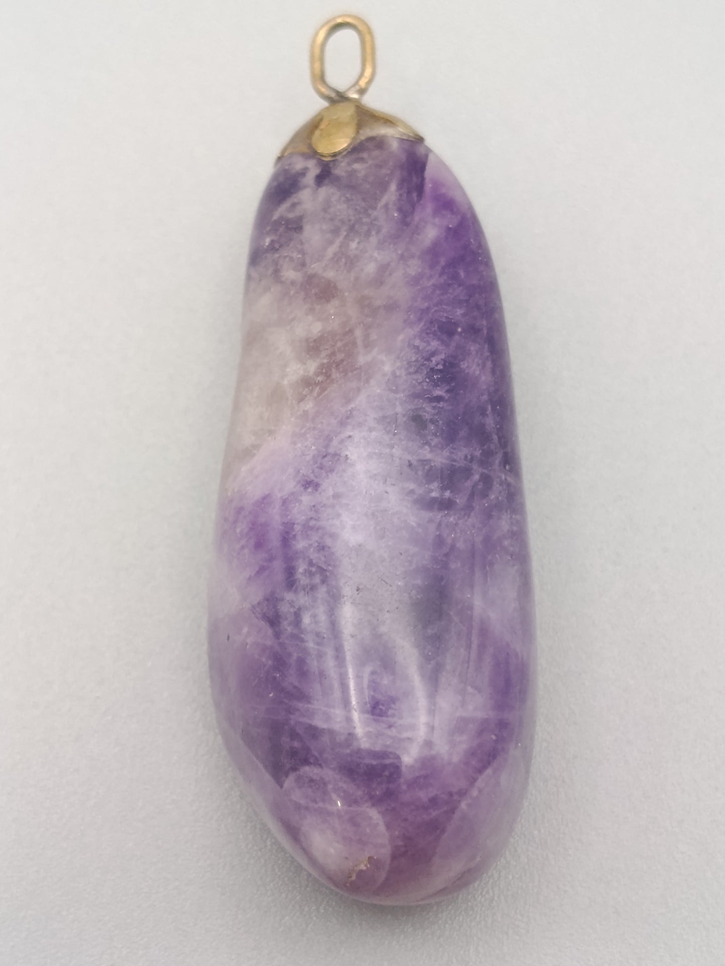 Eleganter Amethyst Edelstein Anhänger Violett