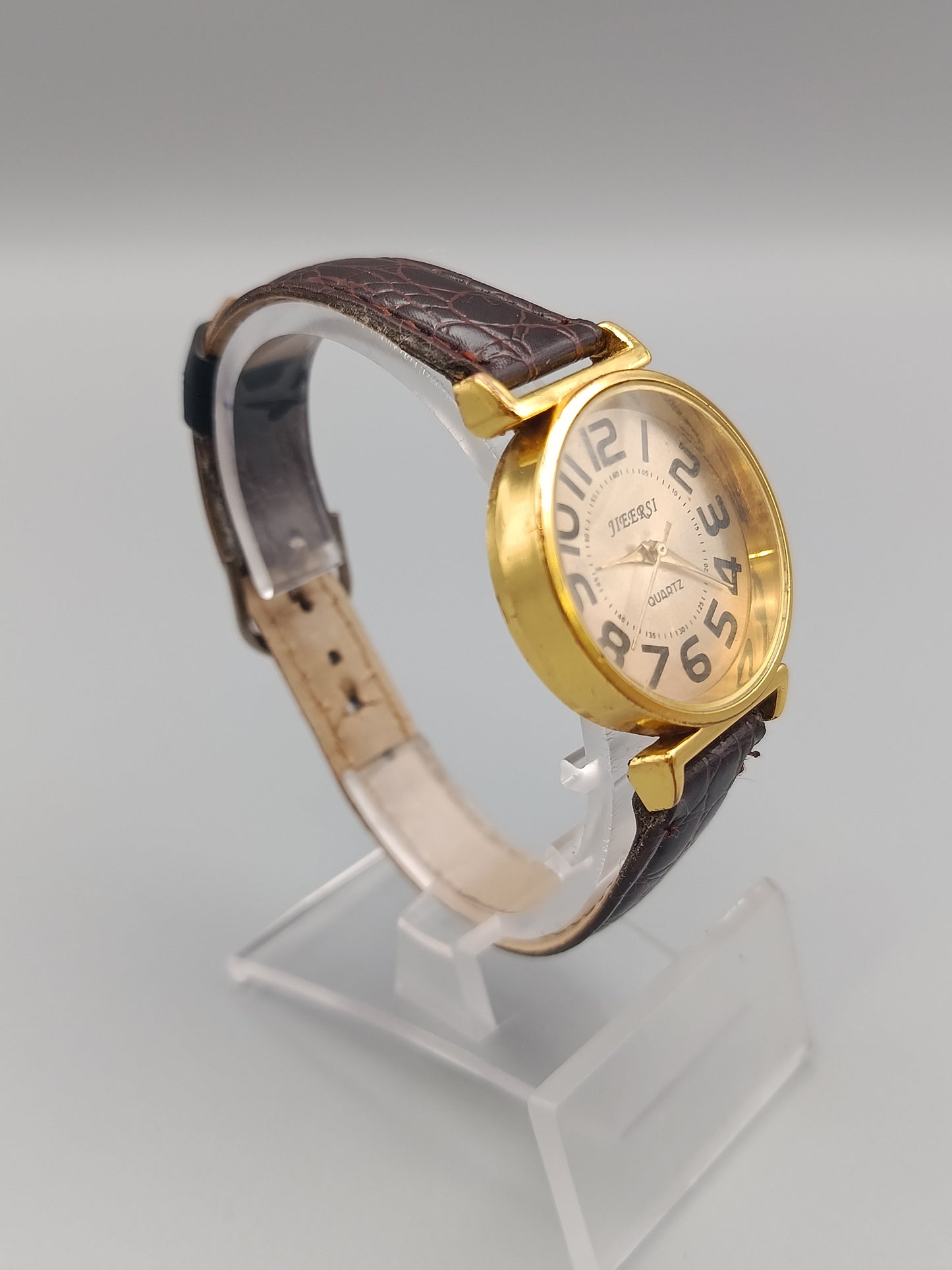 Klassische Jieersi Damen Uhr Elegantes Gold Design