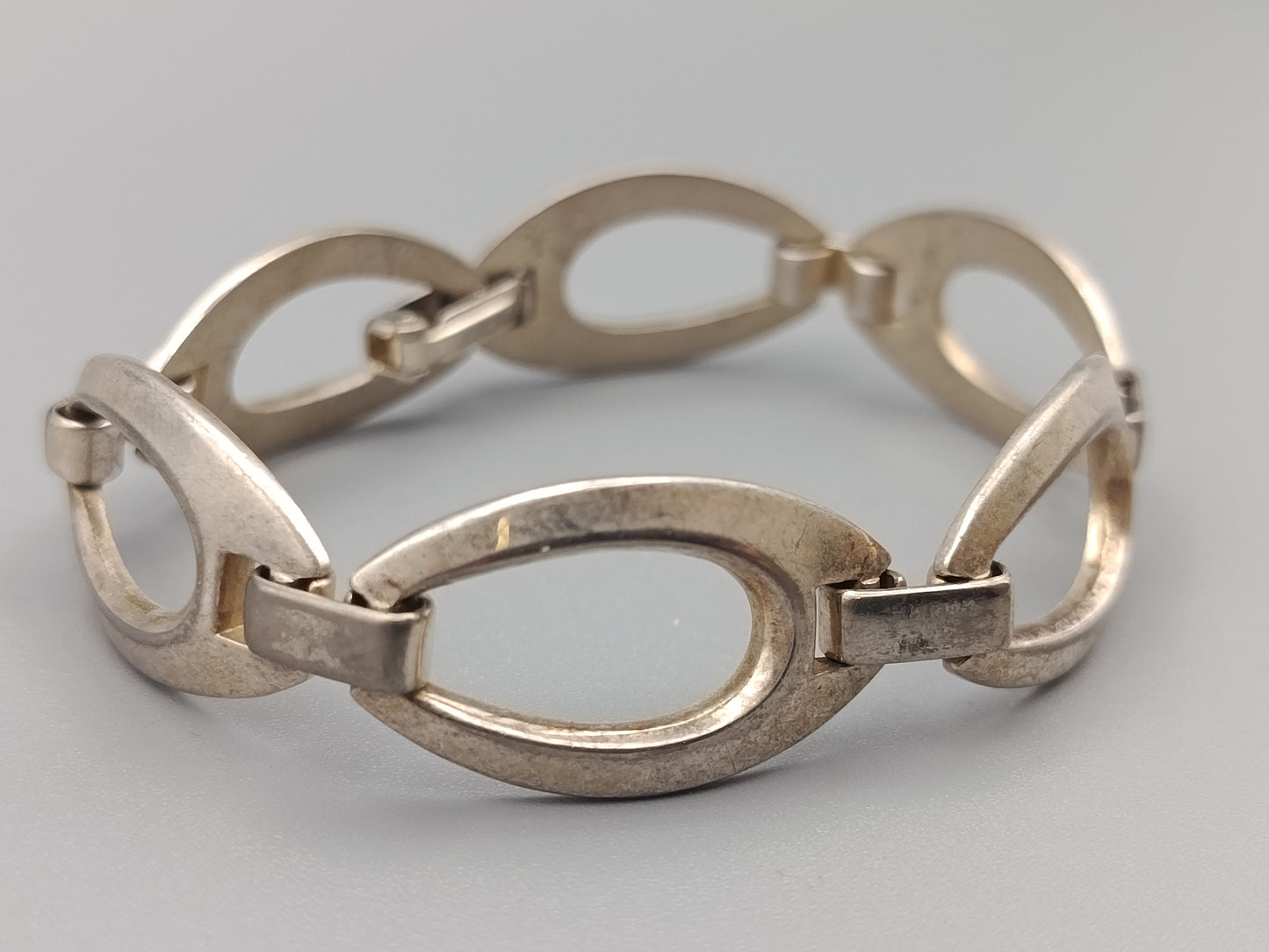 Elegantes Armband in Silberoptik Oval-Design