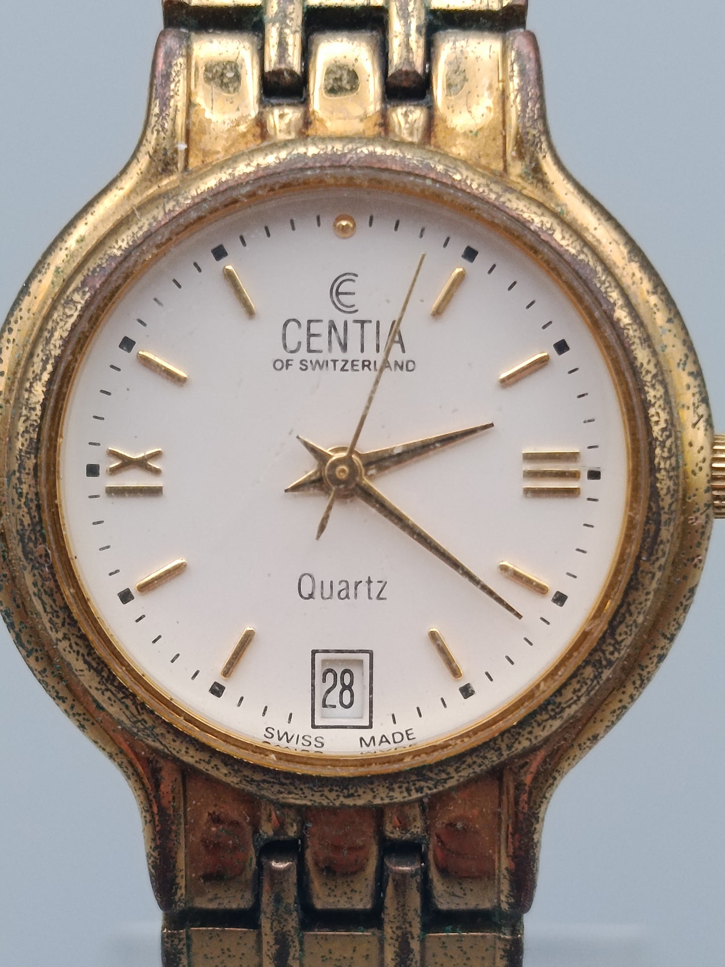 Centia Damen Uhr Elegantes Gold Design