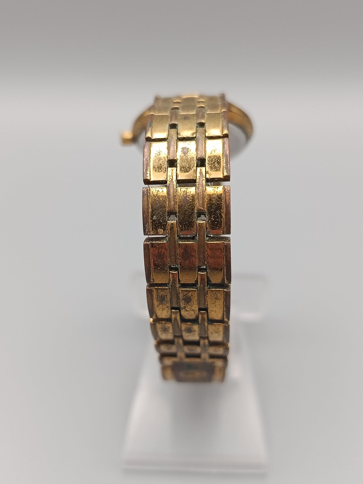 Centia Damen Uhr Elegantes Gold Design
