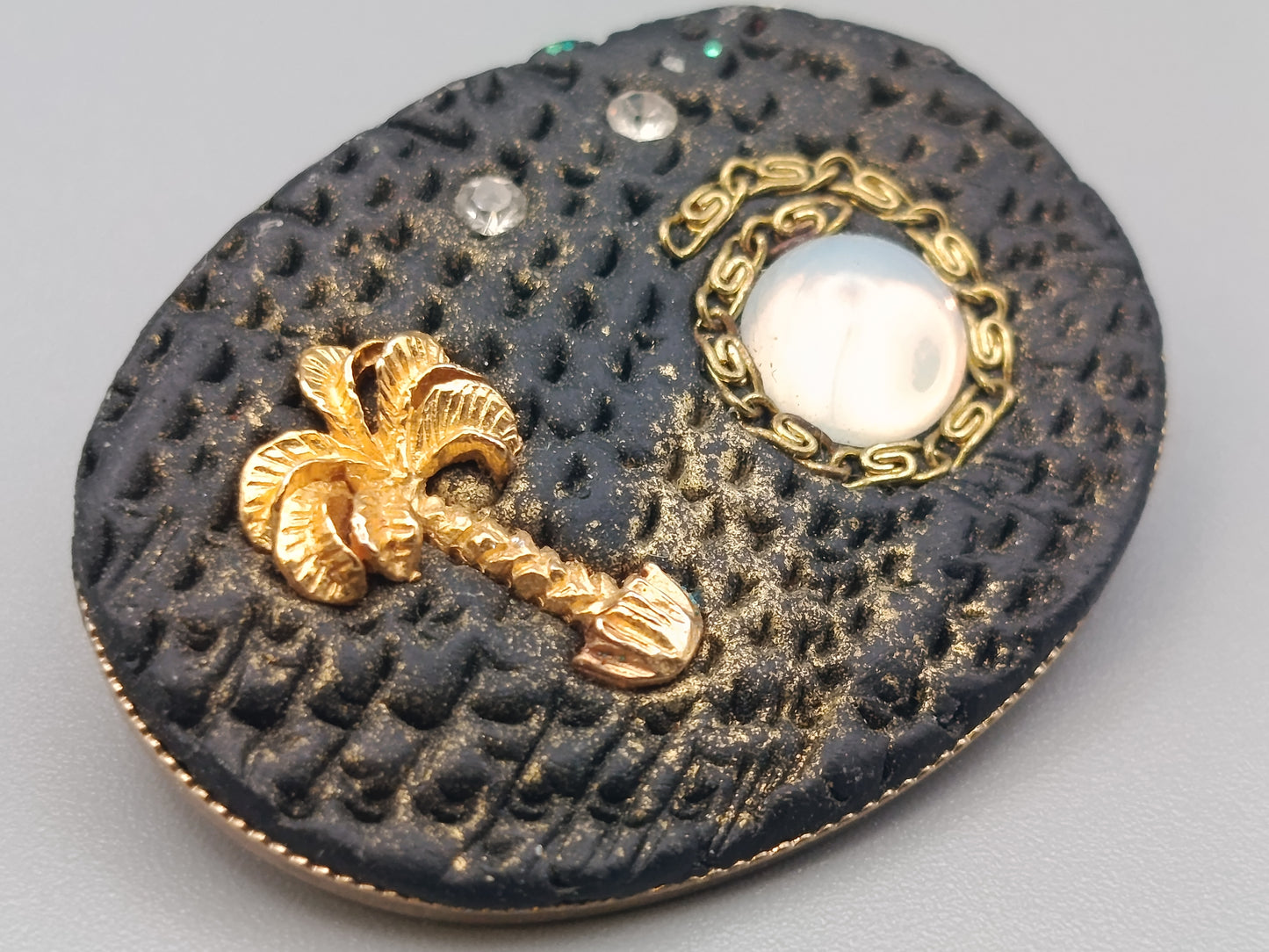 Brosche mit Palmen Motiv Tropisches Vintage Design