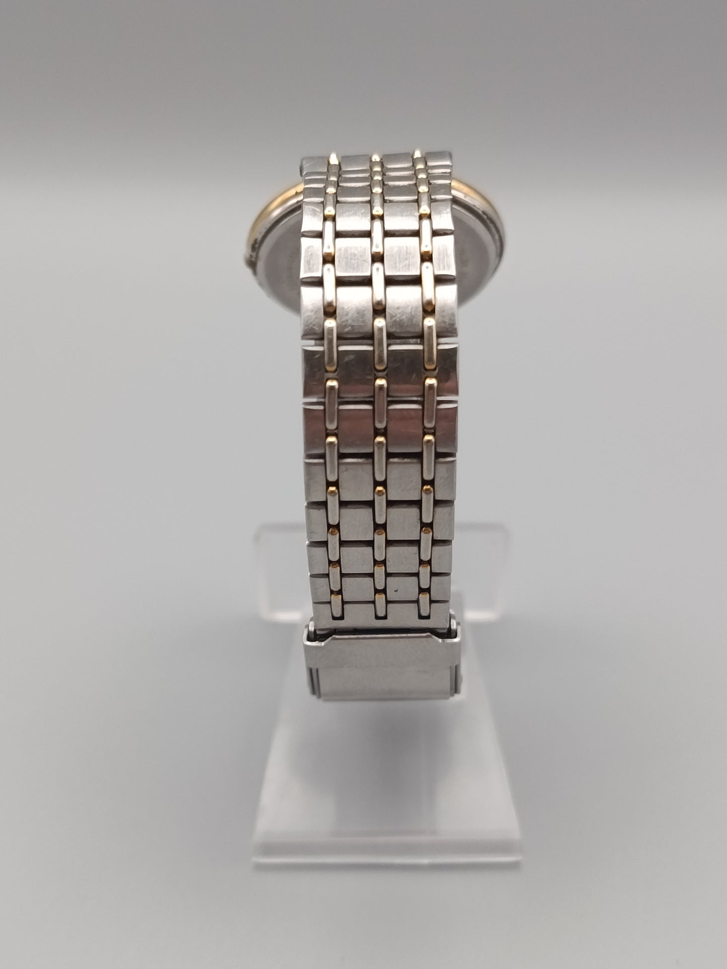 Klassische Pulsar Herren Uhr Zeitloses Bicolor Design