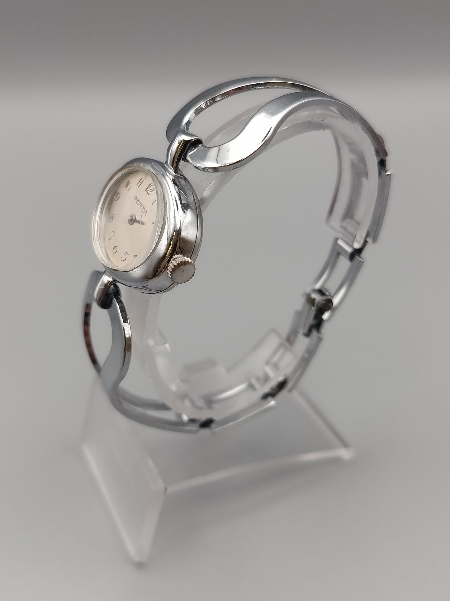 Klassische Porta Damen Uhr Elegantes Vintage Design