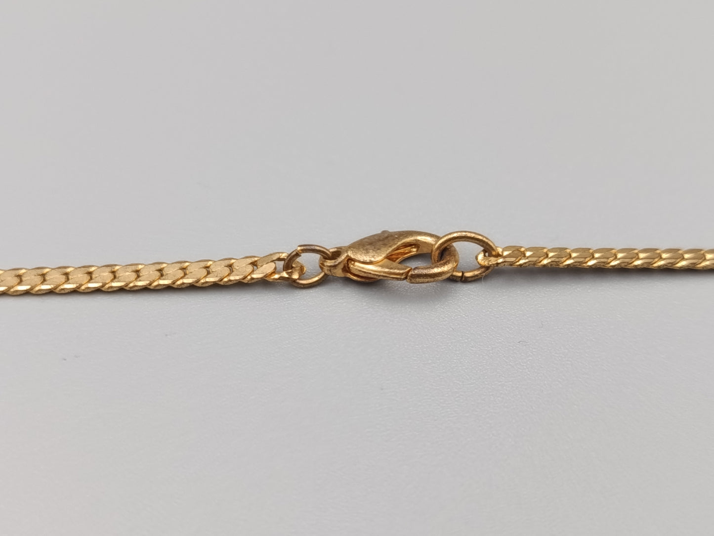 Elegante Damen Schlangenkette  in Goldoptik