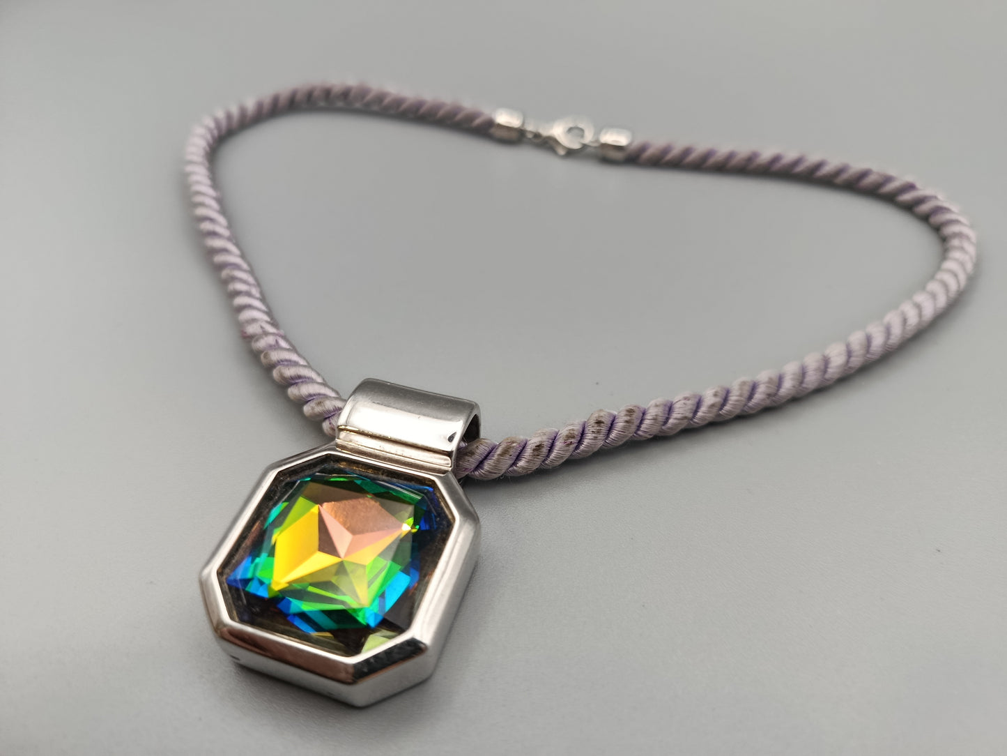Elegante Damen Kette mit Kristall Anhänger