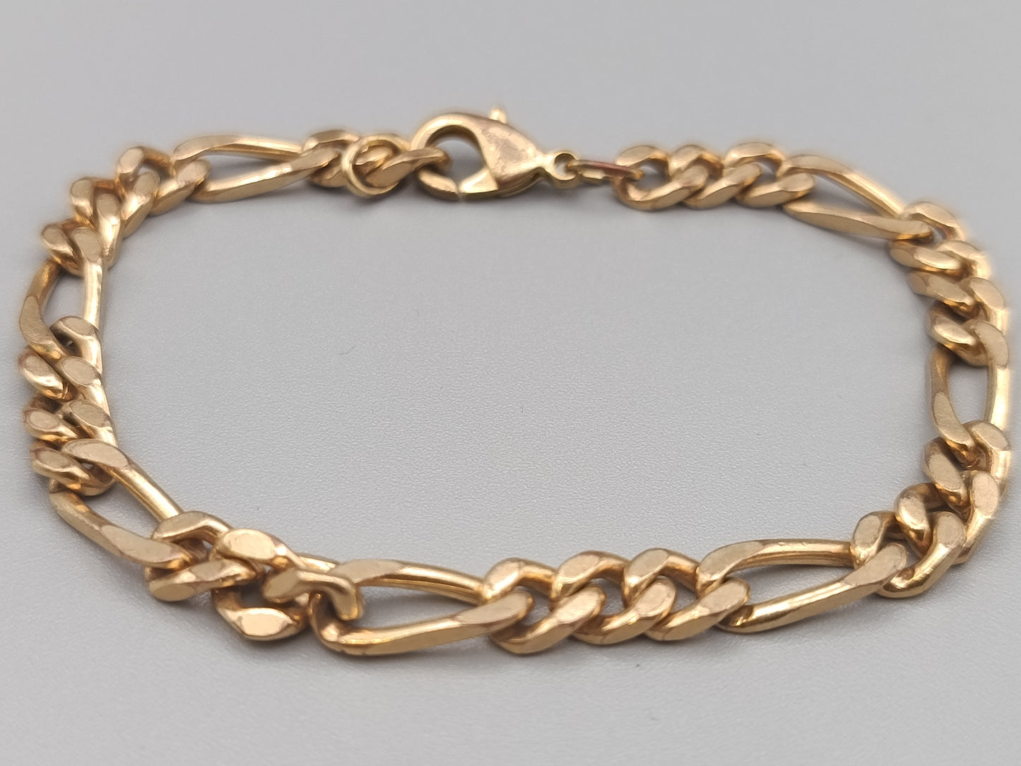 Klassisches Damen Armband in Goldoptik