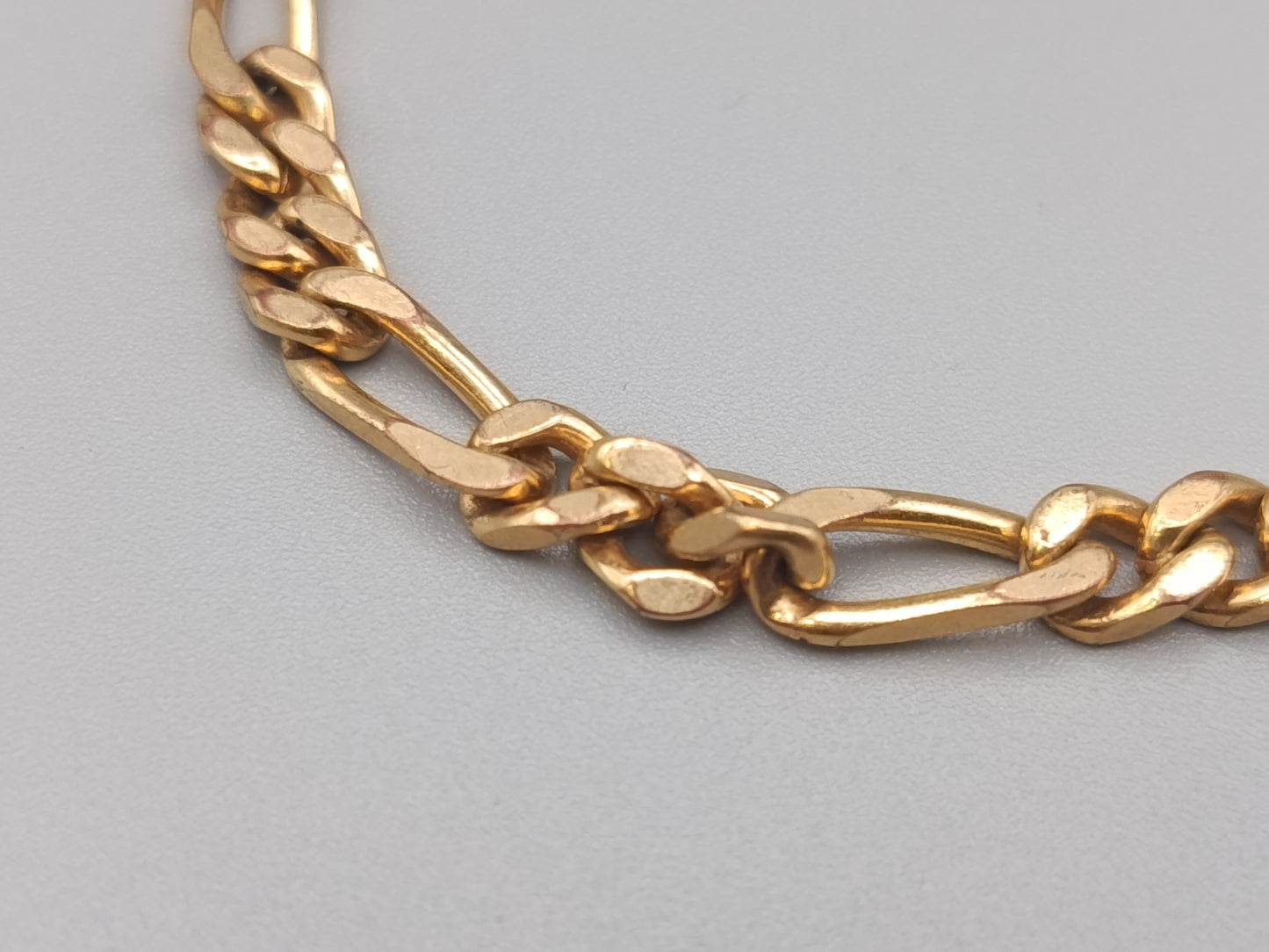 Klassisches Damen Armband in Goldoptik