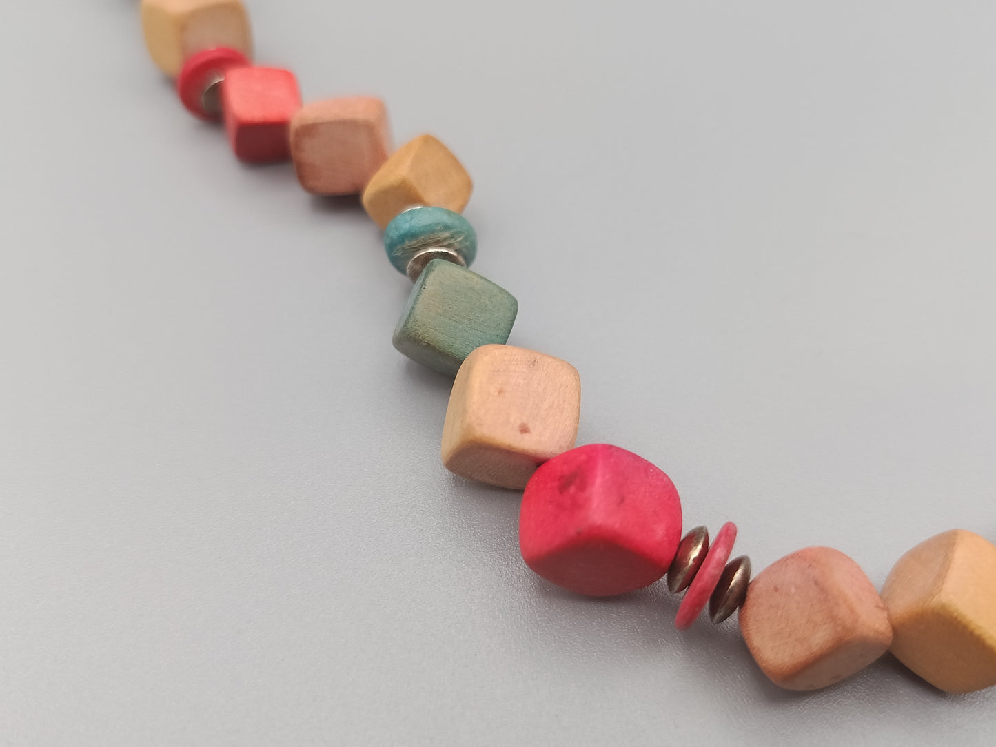 Bunte Holz Würfelkette Farbfrohe Damen Hals Kette
