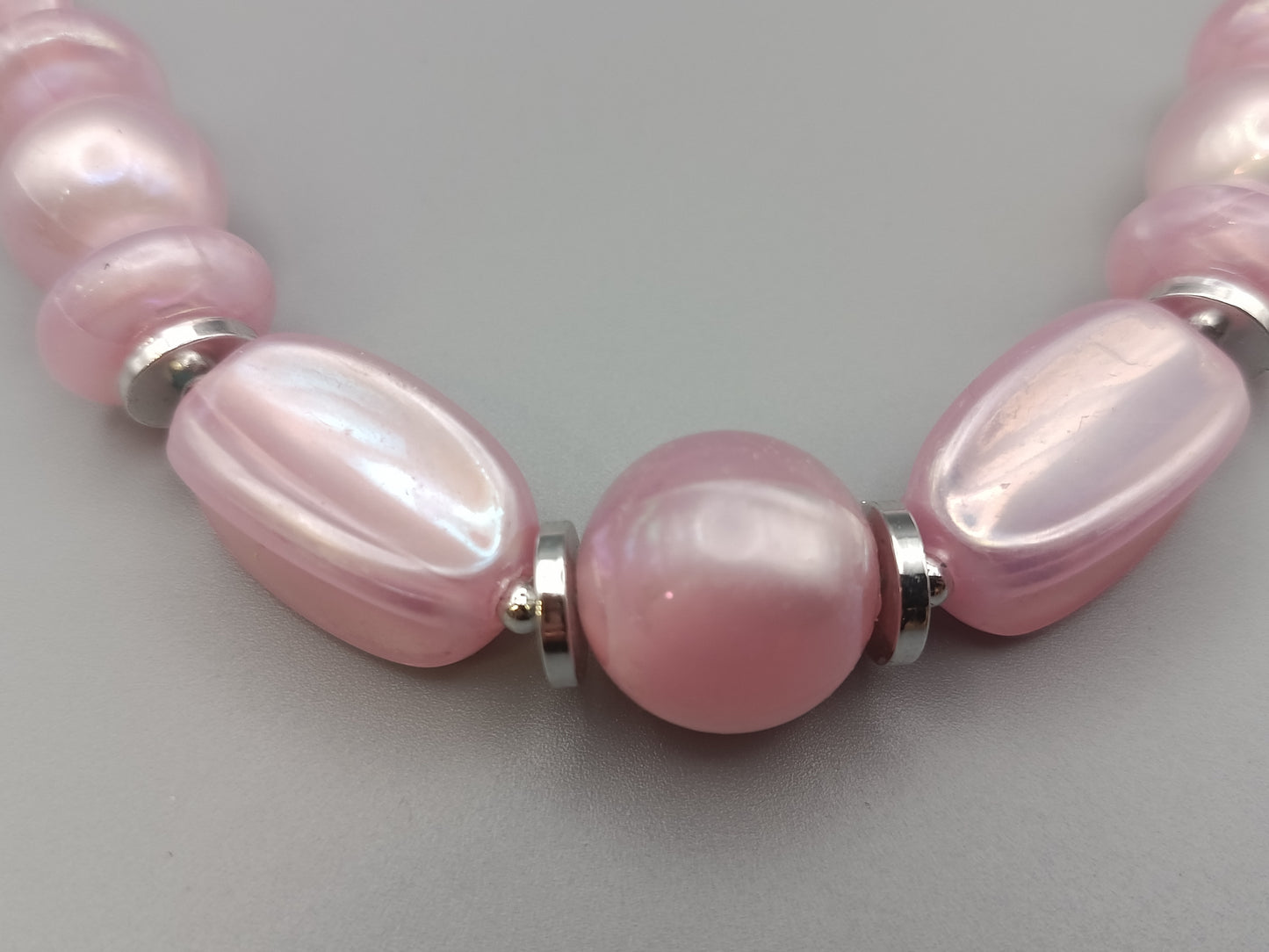 Moderne Damen Perlmutteffekt Kette in Rosa