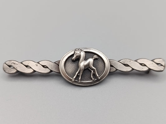 Silberfarbene Vintage Brosche mit Fohlen-Motiv