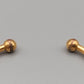 Klassischer goldfarbener Armreif mit Kugelenden