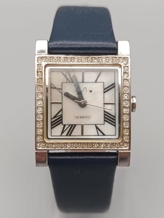 Elegante Damen Uhr mit Strassbesatz Klassisches
