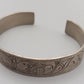 Klassische Damen Armspange mit Schmetterling
