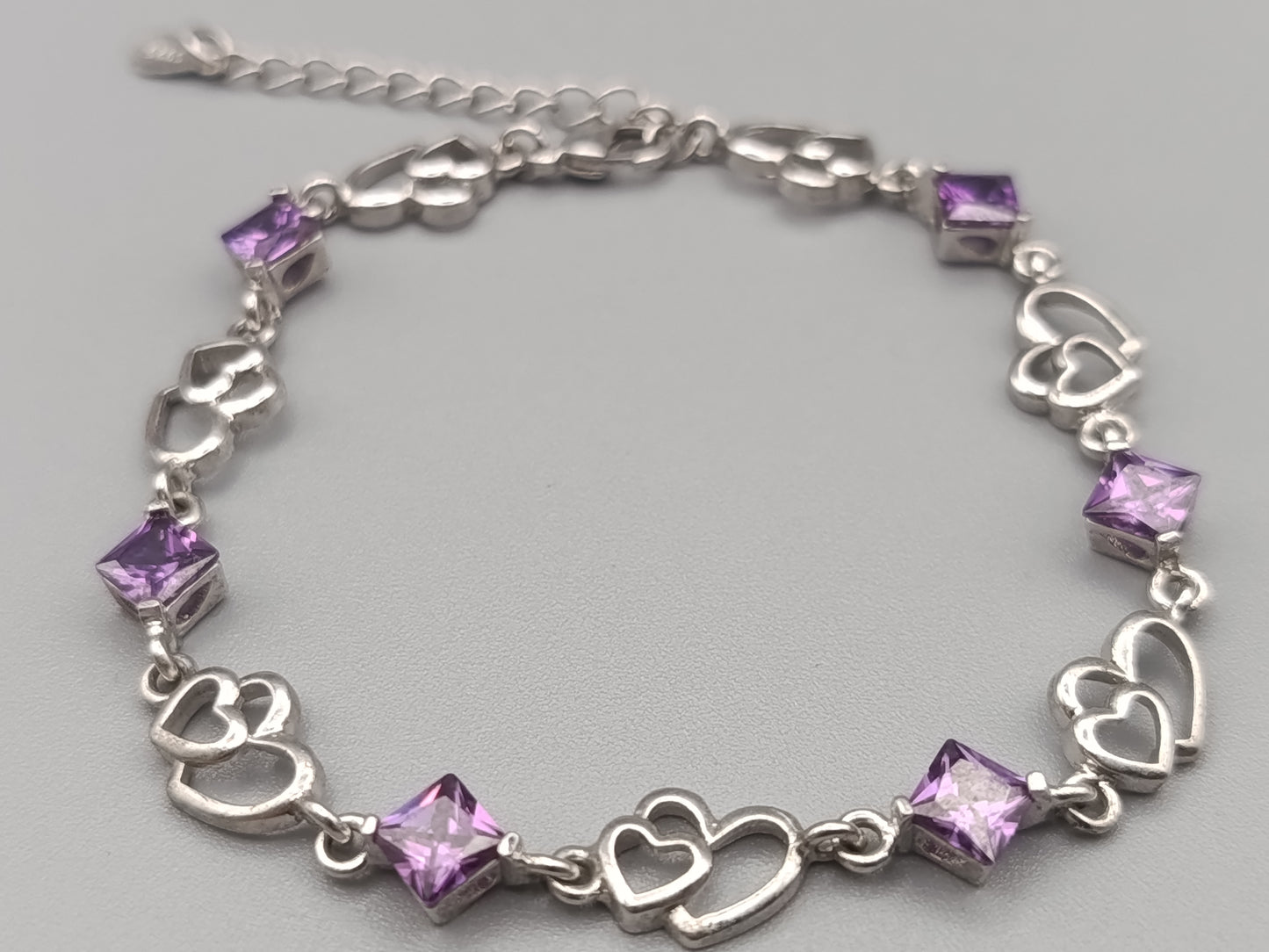 Elegantes 925 Silber Damen Armband mit lila Steinen
