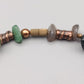 Buntes Steinarmband mit Kupferelementen
